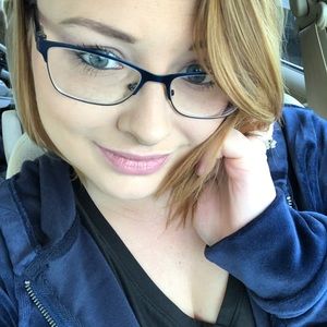 Meet your Posher, Joann